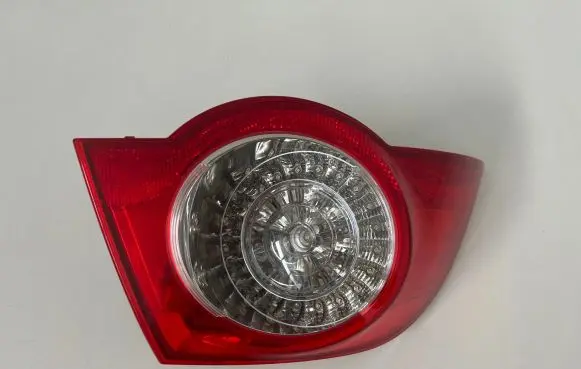 Volkswagen Eos Tailgate rear/tail lights 1Q0945095H 009246010310