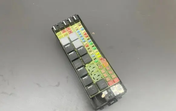 Land Rover Range Rover Sport L320 Fuse box set CH3214290ARB 273A94815