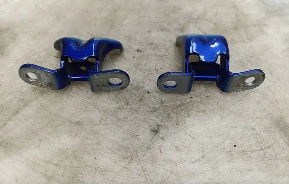 Hyundai Bayon Front door hinge set A046057