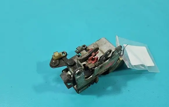 Jeep Cherokee XJ Front door lock IMPRK1528975