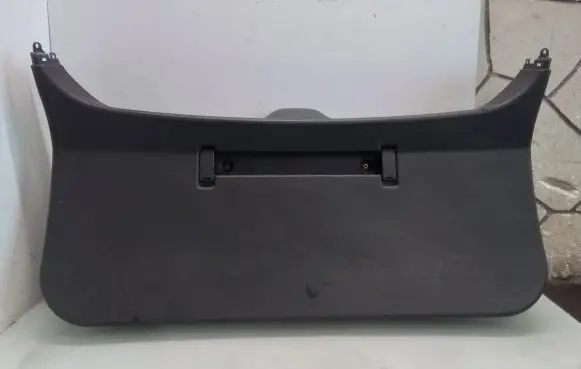 Opel Astra H Tailgate/boot lid cover trim 