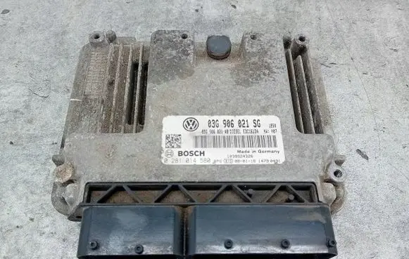 Seat Leon (1P) Engine control unit/module ECU 