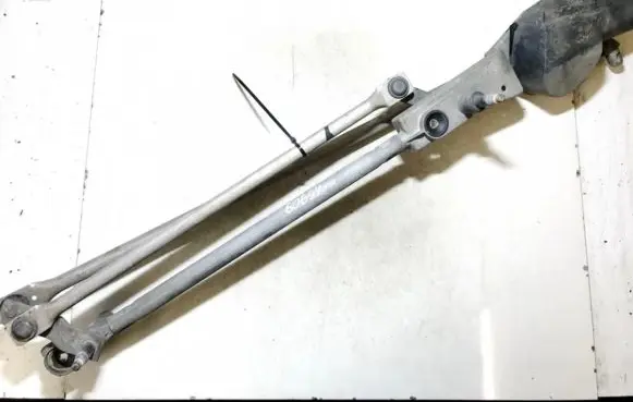 Ford Focus Front wiper linkage and motor