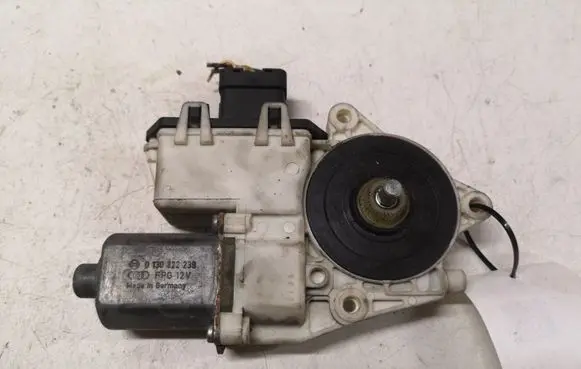 Citroen C4 I Rear door window regulator motor 0130822239