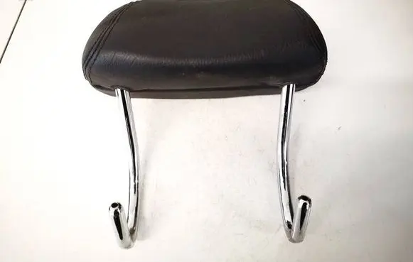 Mercedes-Benz S W221 Front seat headrest