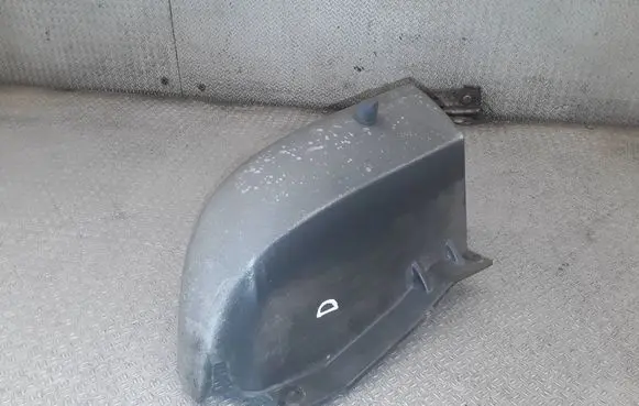 Nissan Primastar Rear light trim 8200229880