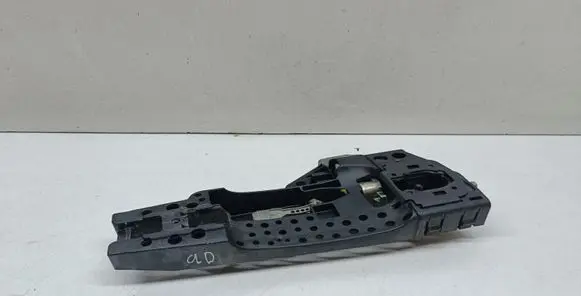 Audi A4 S4 B8 8K Rear door exterior handle/bracket 8T02837886A