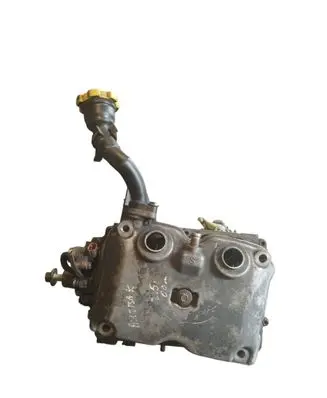 Subaru Outback Engine head 