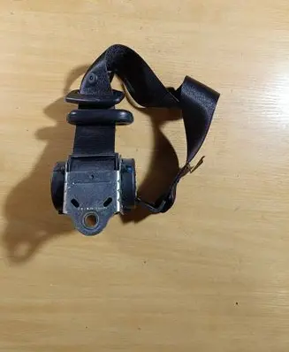 Mitsubishi Colt Rear seatbelt 602441100B 070926