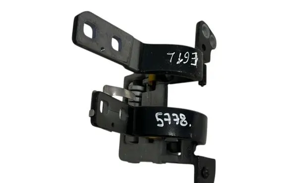 BMW 5 E60 E61 Tailgate/trunk/boot hinge 7061384