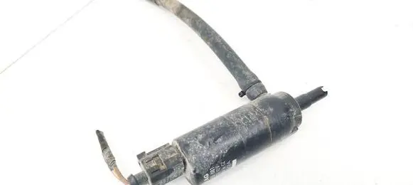 Skoda Yeti (5L) Headlight washer pump 3B7955681 3397236