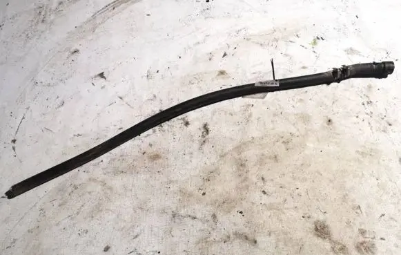 Volkswagen PASSAT B3 Engine coolant pipe/hose