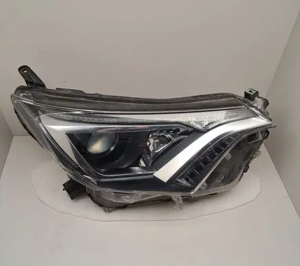 Toyota RAV 4 (XA40) Headlight/headlamp