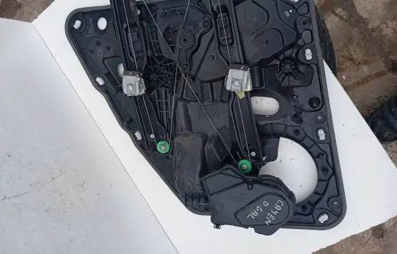 Porsche Cayenne (92A) Front window lifting mechanism without motor 7P5839756B 7P5839462 914520102