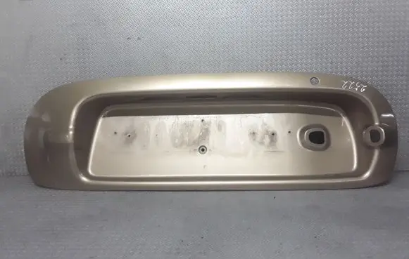 Hyundai Santa Fe Tailgate trim 8737126010