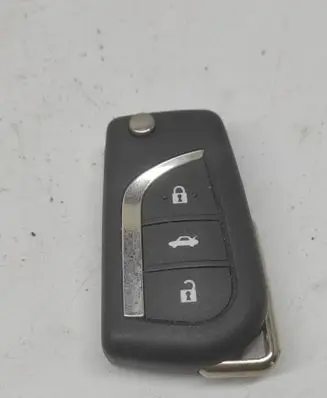 Toyota Avensis T270 Ignition key/card 