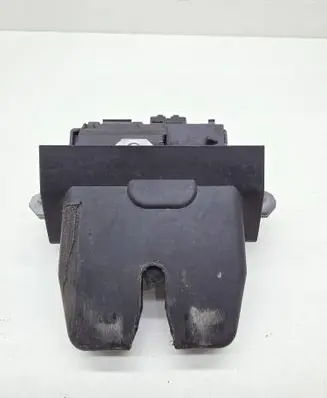 Volvo S60 Tailgate/trunk/boot lock/catch/latch 31278384