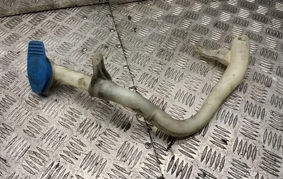 Volkswagen Phaeton Window washer liquid tank fill tube 3D0955463G