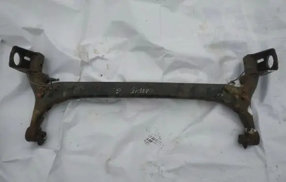 Toyota Corolla Verso AR10 Rear subframe 