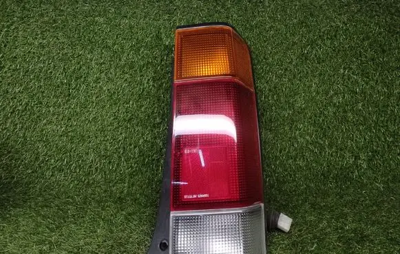 Mazda Bongo Rear/tail lights 0431485