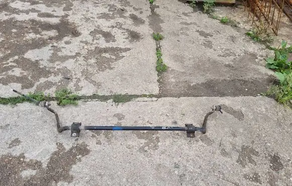 Volvo V70 Front anti-roll bar/sway bar