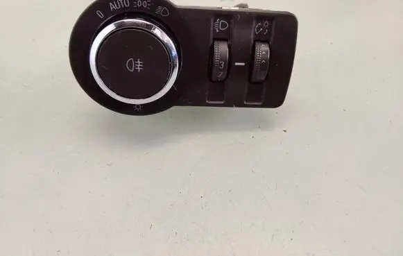 Opel Insignia A Light switch 13268722 251773