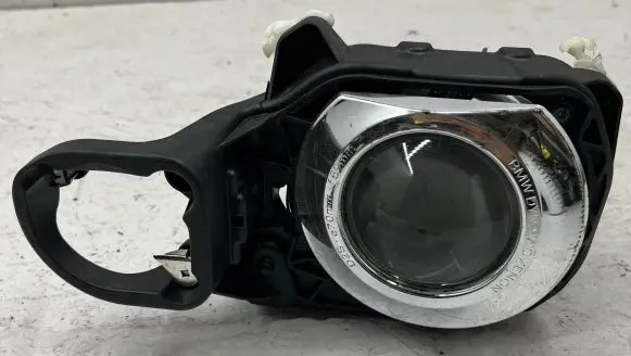 BMW 5 E60 E61 Headlight/headlamp 15869501 00201691