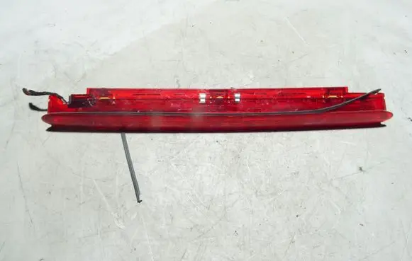 Volkswagen Touran I Third/center stoplight 1T0945097A