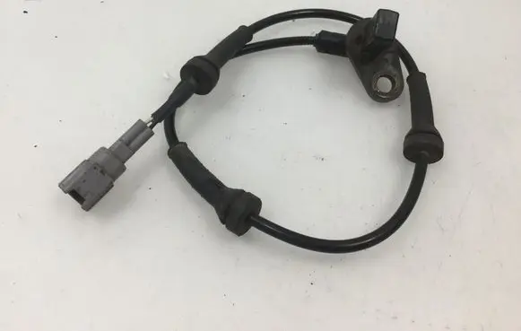Nissan X-Trail T30 ABS rear brake sensor 47900EQ010