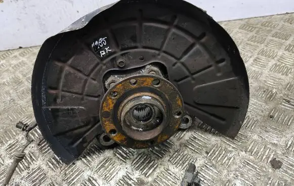 Jeep Cherokee Front wheel hub 2928190