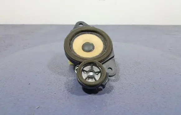 Suzuki Swace Subwoofer speaker 8615002170