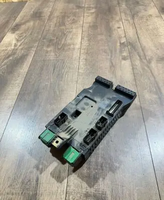 Mercedes-Benz Vito Viano W638 SAM control unit 0005400650 08501002