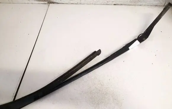 Audi A6 S6 C6 4F Front wiper blade arm