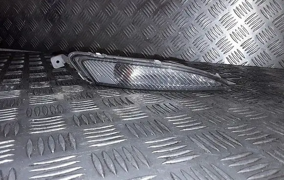 Front indicator light