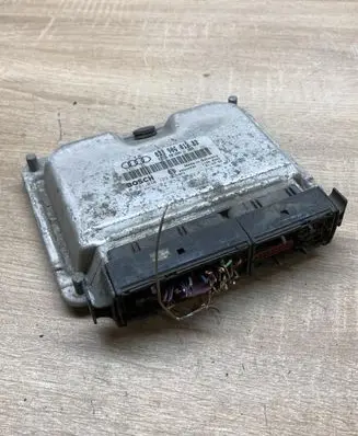 Audi A3 S3 8L Engine control unit/module ECU 038906012BB 0281010123