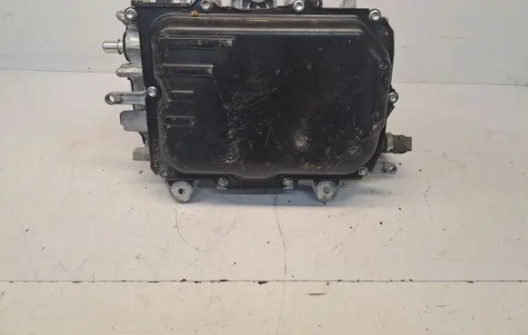 Toyota Yaris Voltage converter inverter G920052070