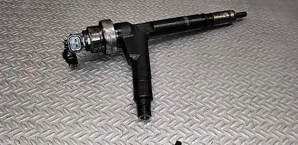 Opel Meriva A Fuel injector 8973138612