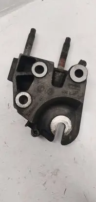 Ford Focus Engine mounting bracket 3M516030BE 326C30