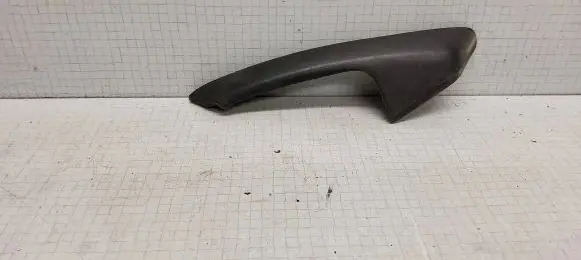 Volkswagen Vento Front door interior handle trim 1H0867198B