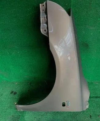 Toyota Avensis T250 Fender 