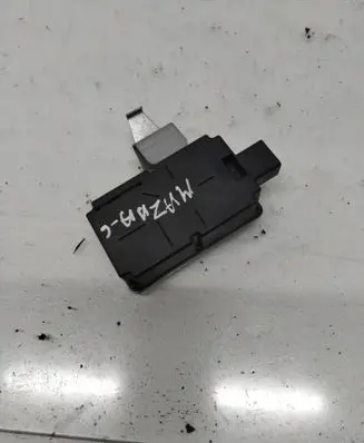 Mazda 6 Aerial antenna amplifier K2224 675R0C 5WK49310
