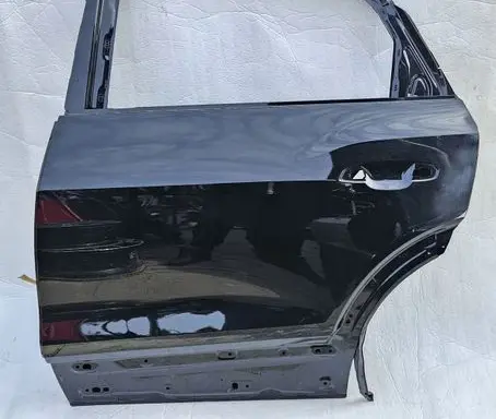 Audi e-tron Rear door