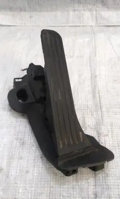 Audi A3 S3 A3 Sportback 8P Accelerator throttle pedal 1K2721503E