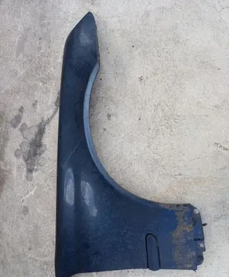 Mercedes-Benz C W203 Fender 