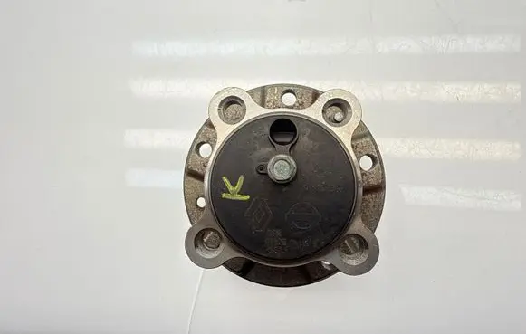 Nissan Juke II F16 Rear wheel ball bearing 
