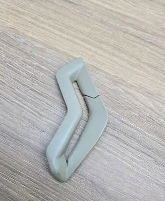 Volvo XC90 Seat belt trim 