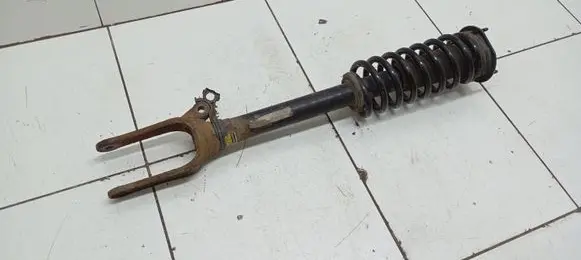 Mercedes-Benz ML W164 Front shock absorber with coil spring