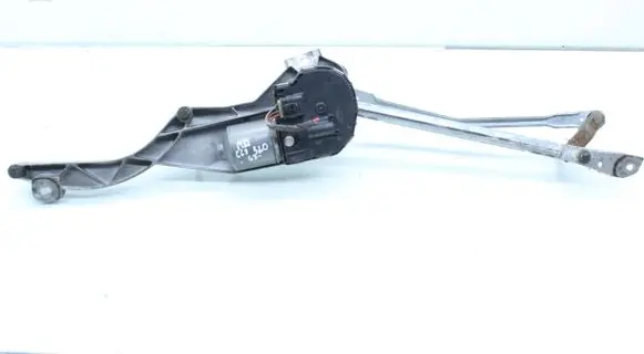 Mercedes-Benz CLS C219 Front wiper linkage and motor A2198200140