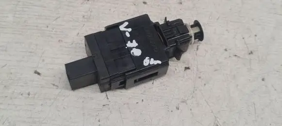 Brake pedal sensor switch