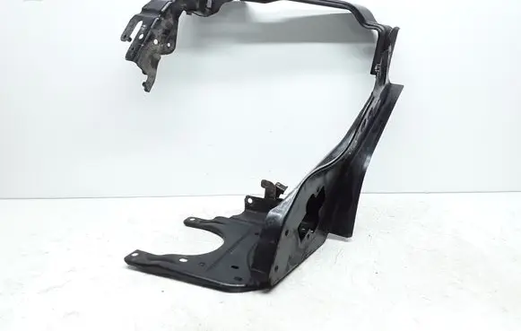 Mercedes-Benz CLS C219 Side radiator support slam panel 